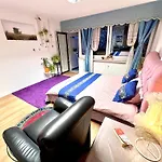 Stylish, Cozy & Quiet Apartment With One And Half Rooms In District 1