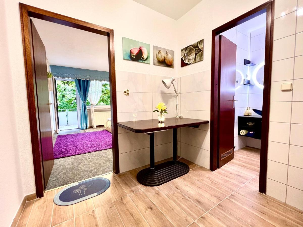 Stylish, Cozy & Quiet With One And Half In District 1 Apartment Dusseldorf