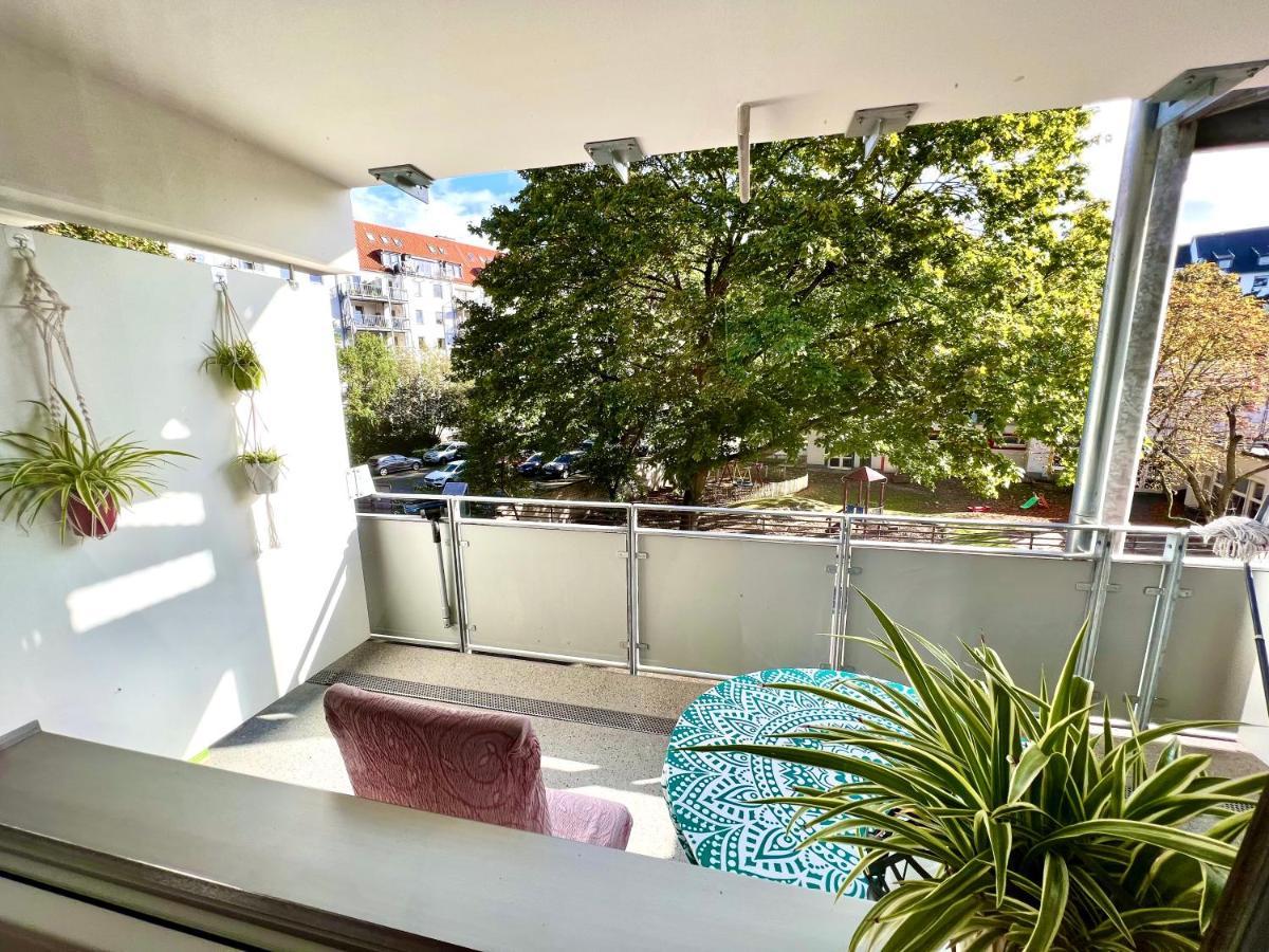 Stylish, Cozy & Quiet With One And Half In District 1 Dusseldorf