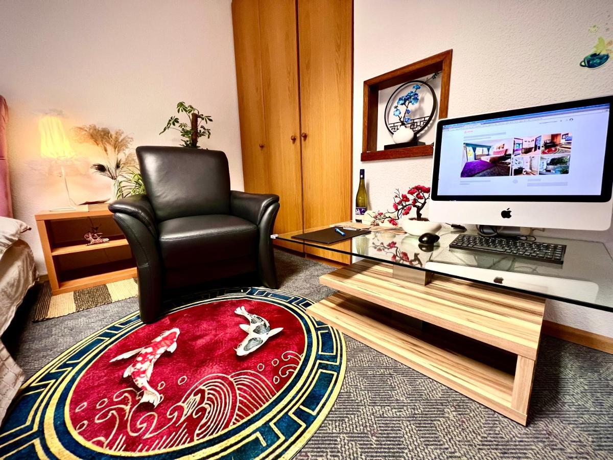 Stylish, Cozy & Quiet With One And Half In District 1 * Dusseldorf