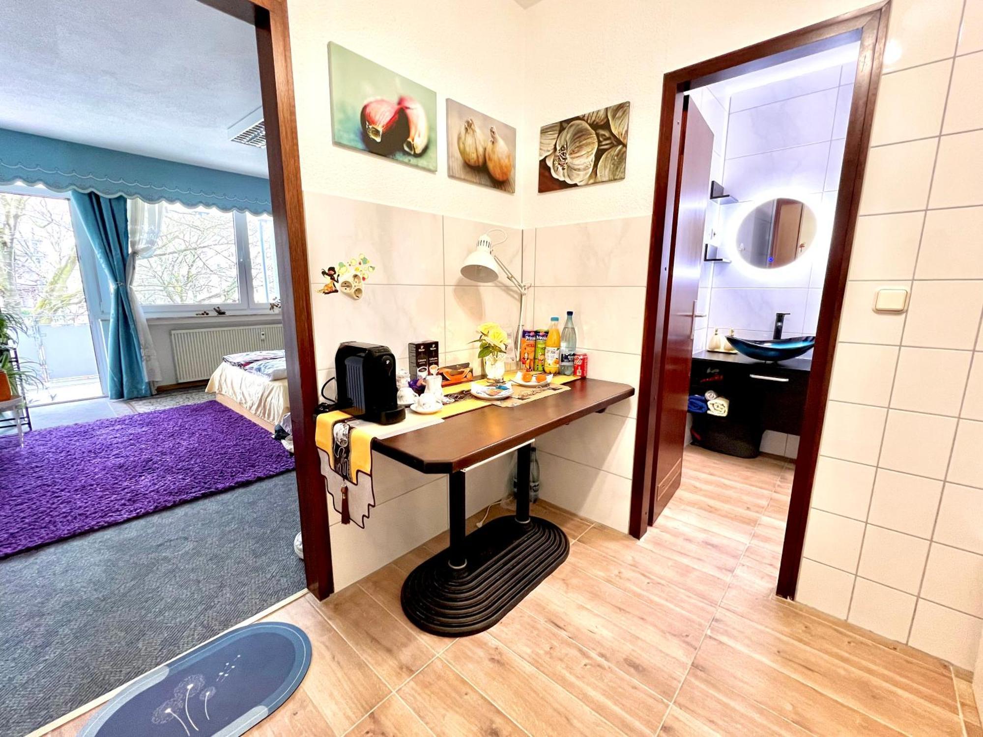 Stylish, Cozy & Quiet With One And Half In District 1