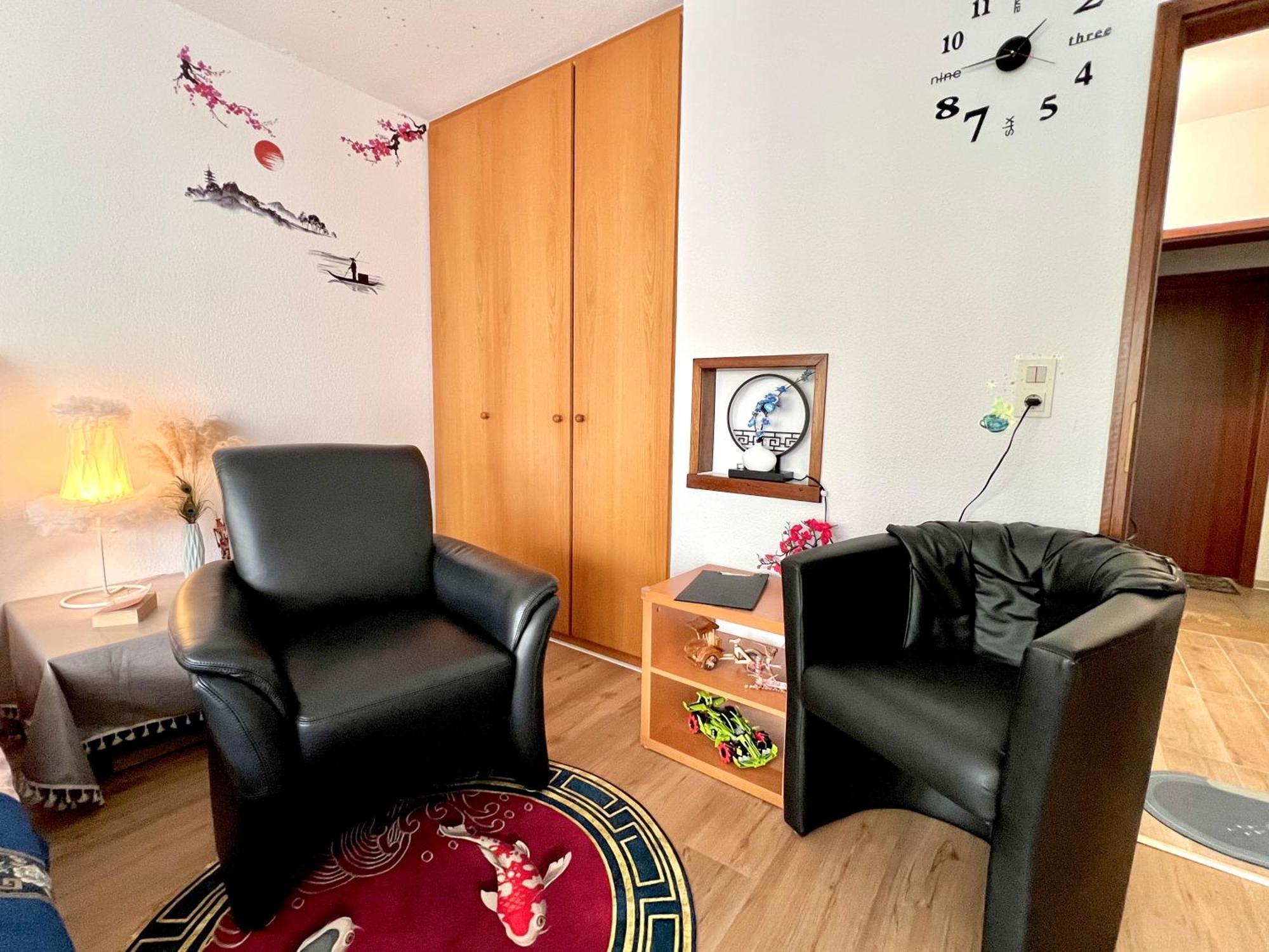 Stylish, Cozy & Quiet With One And Half In District 1 Apartment *