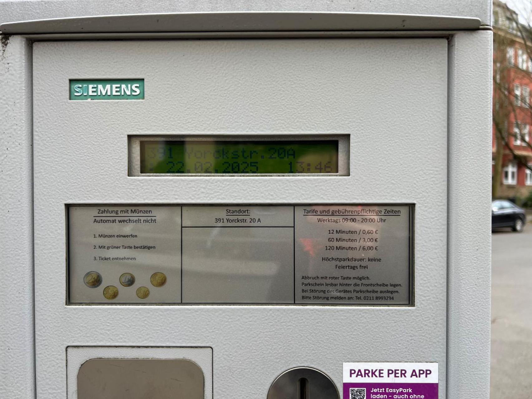 Apartment Stylish, Cozy & Quiet With One And Half In District 1 *