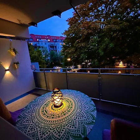 Stylish, Cozy & Quiet With One And Half In District 1 Apartment Düsseldorf