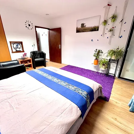 Stylish, Cozy & Quiet With One And Half In District 1 Apartment Düsseldorf