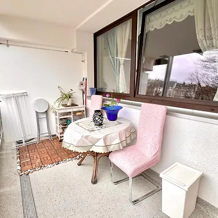 Apartment Stylish, Cozy & Quiet With One And Half In District 1